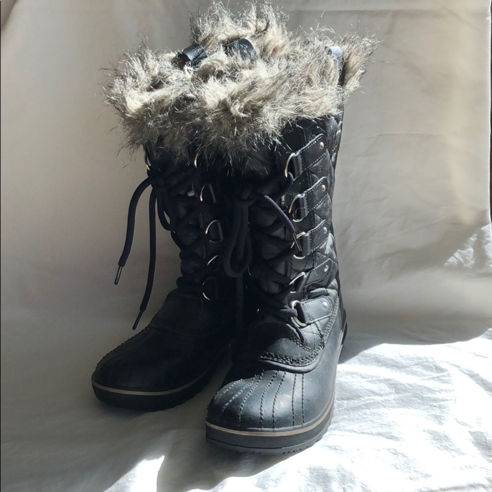 Barely worn Sorel Winter Boots